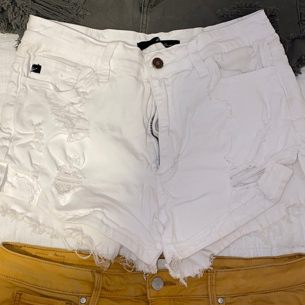 Multiple Shorts! - image 3
